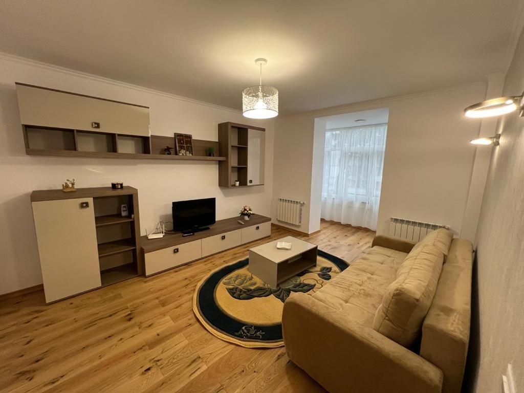 Trandafirului Residence Central Suceava Extérieur photo